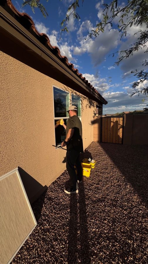 MFab Screens window cleaning service in Vail, Arizona